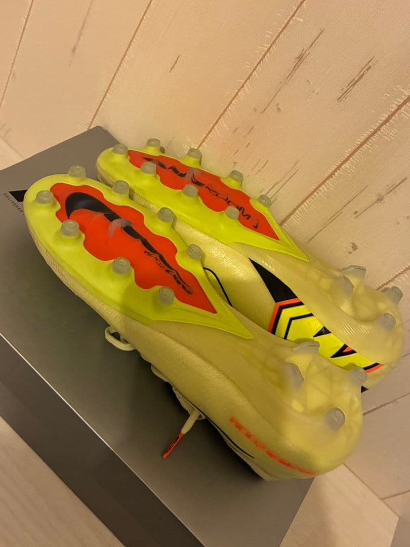 ナイキマーキュリアルヴェイパー16エリートAG