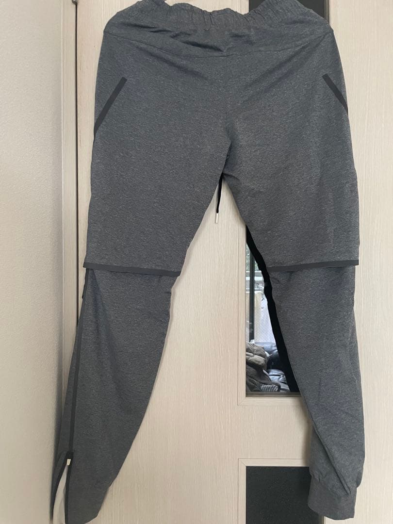 【美品】ON RUNNING PANTS ウィメンズ XS グレー