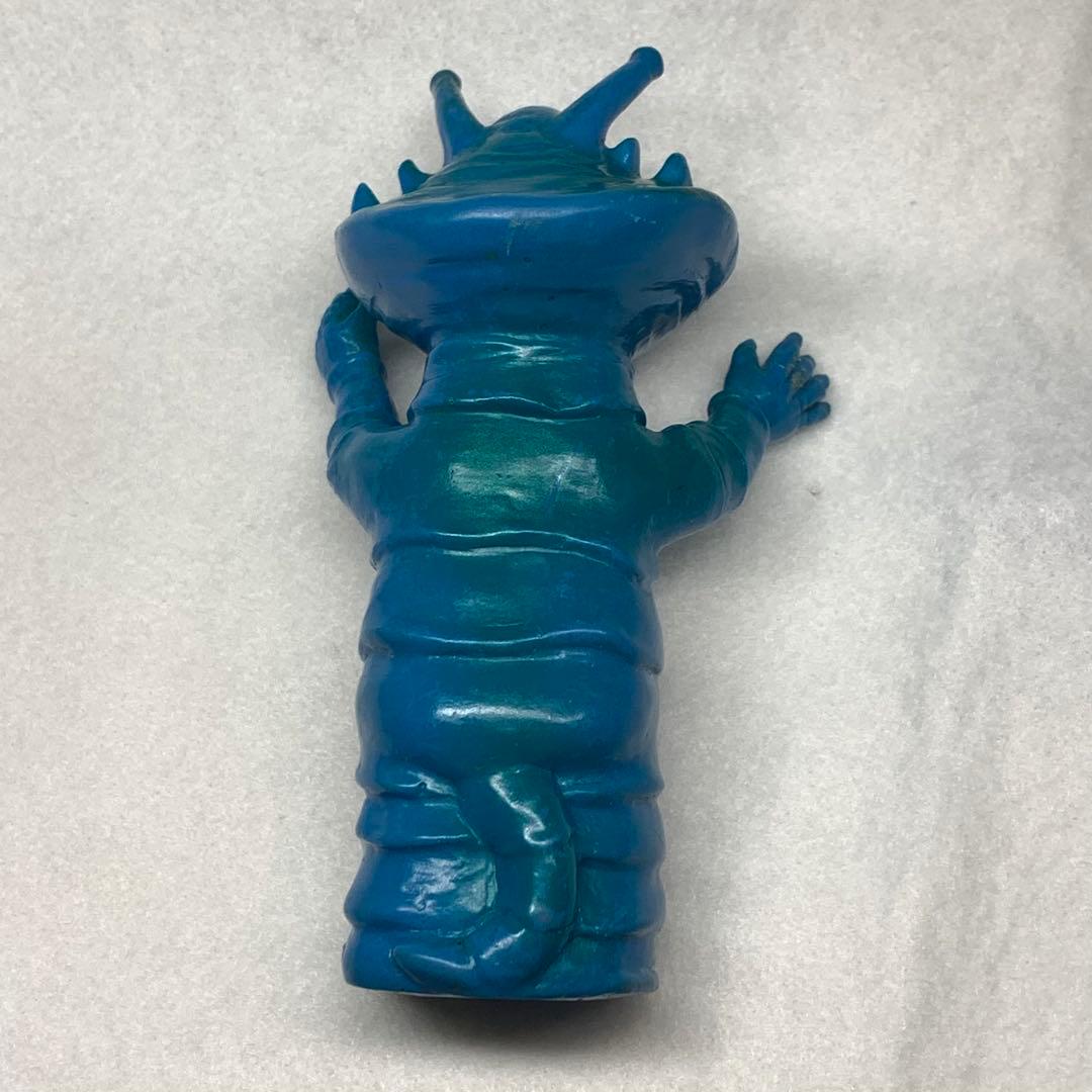 怪獣ジャンボ指人形　カネゴン