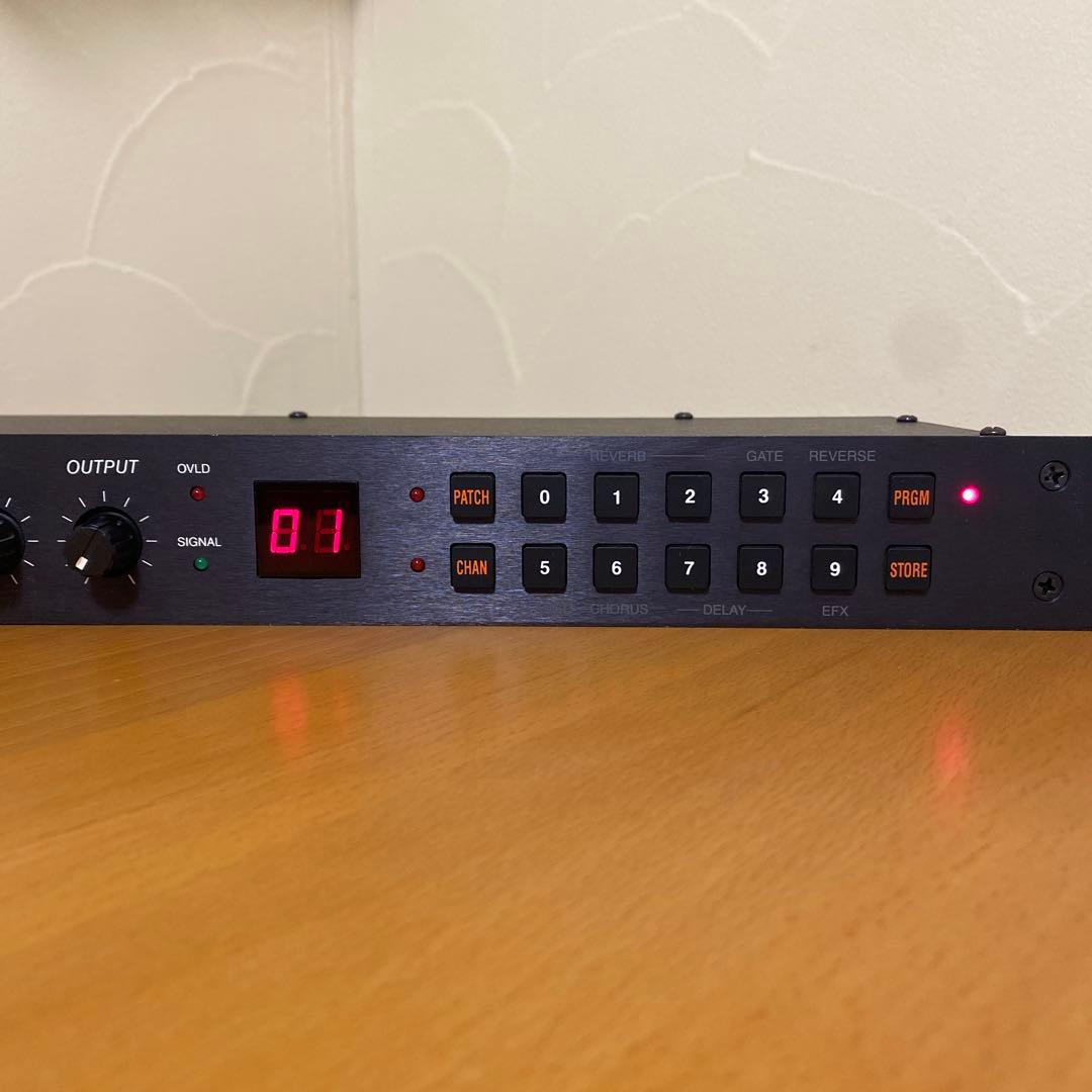 ALESIS MIDIVERBⅡ