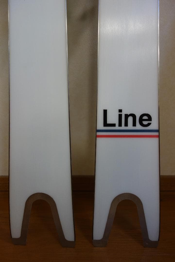 たくまみむめも専用　Line Sakana スキー 板　181cm