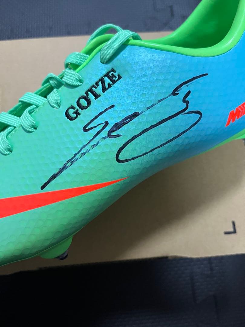 マリオゲッツェ 直筆サイン入り スパイクNike 左足のみ 本物