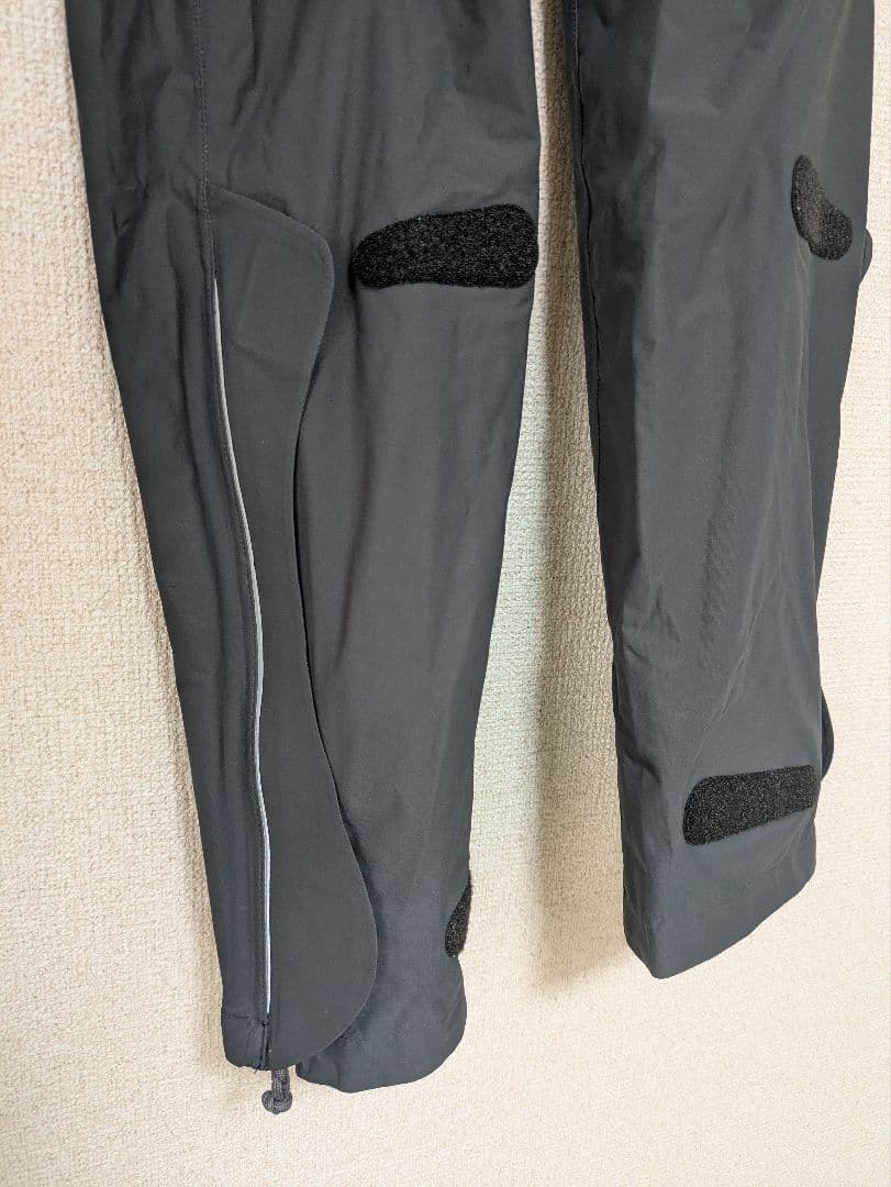 ほぼ新品　スーパーストレッチ サイクルレイン パンツ　メンズМ　モンベル