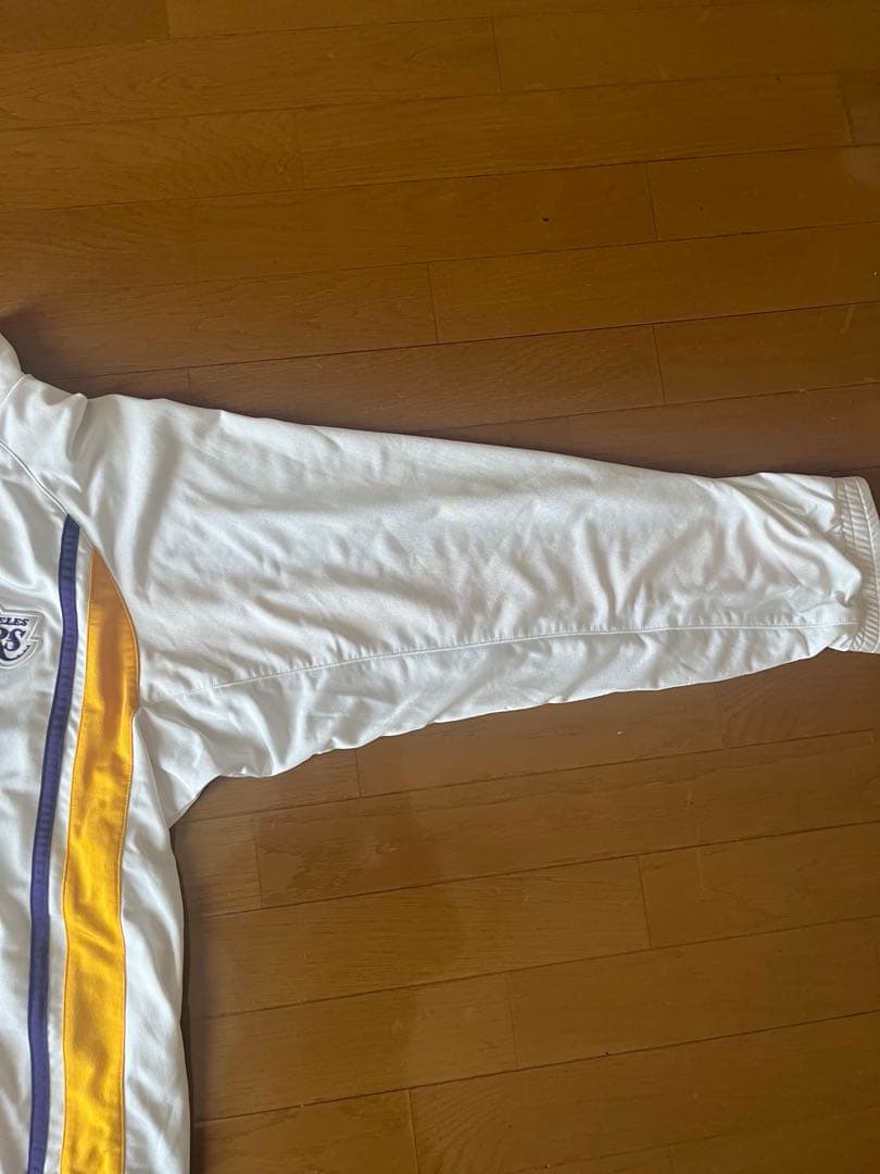 【超希少】NIKE × Lakers ウォームアップジャージ レイカーズ上