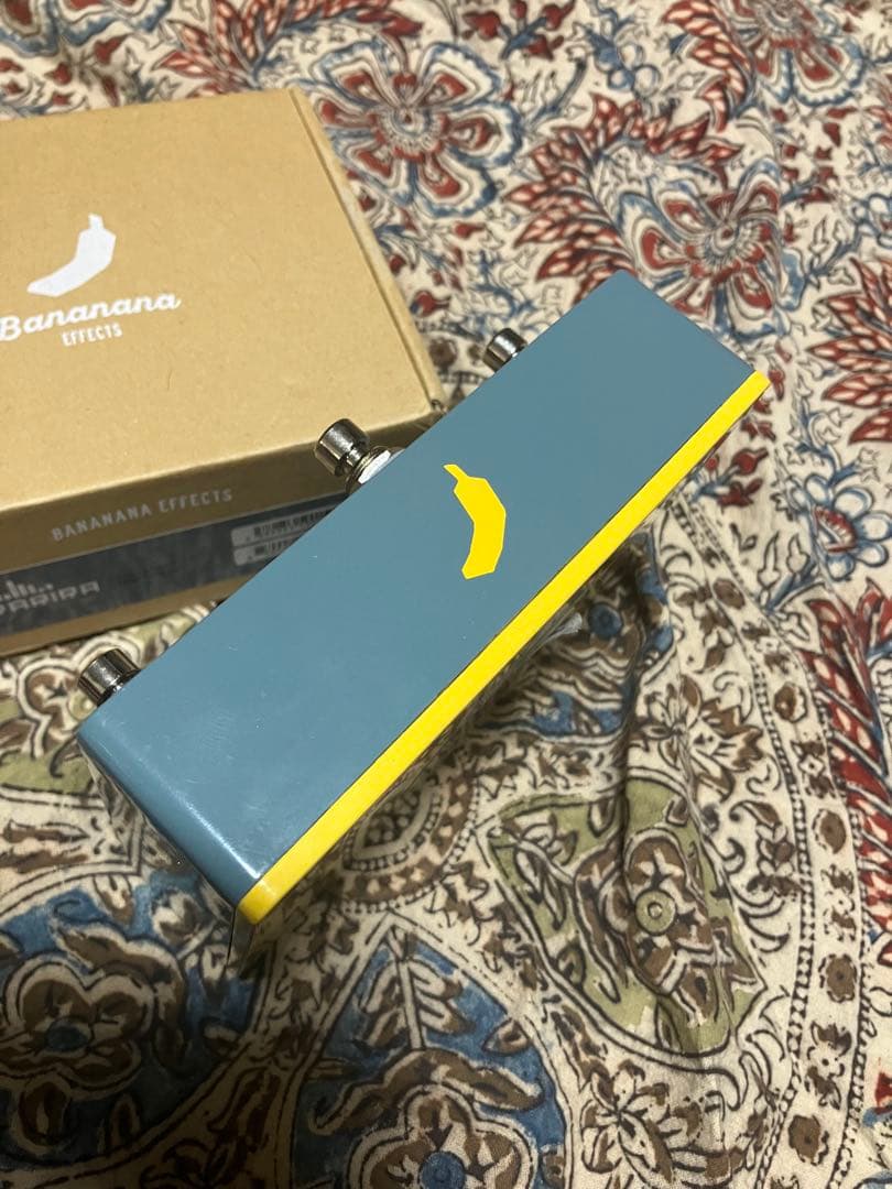 ギター Bananana Effects Tararira