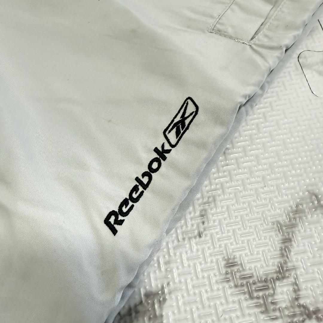 美品 Reebok セットアップ XL 銀 ジャージ　大きいサイズ　リーボック