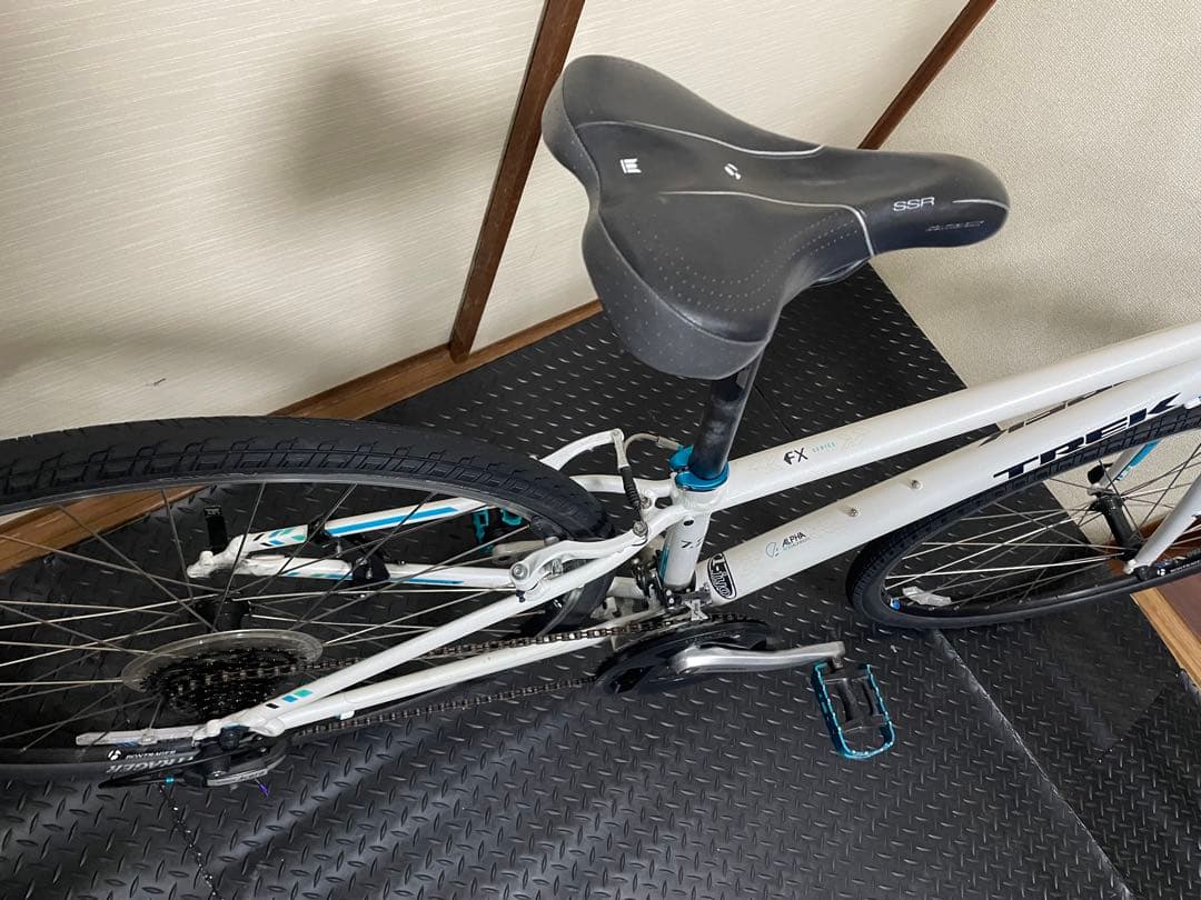 京都市引き取り限定TREK(トレック) 7.2FX WSD