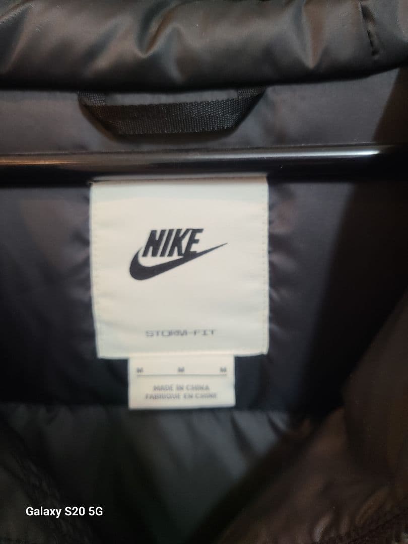 未使用Nike ロングベンチコート M ブラック　ダウンジャケット