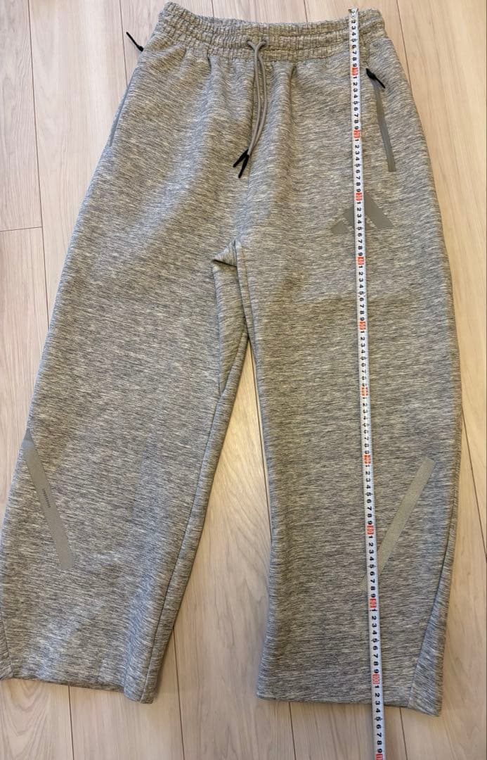 adidas　Z.N.E.プレミアムパンツ　スウェットパンツ　Lサイズ