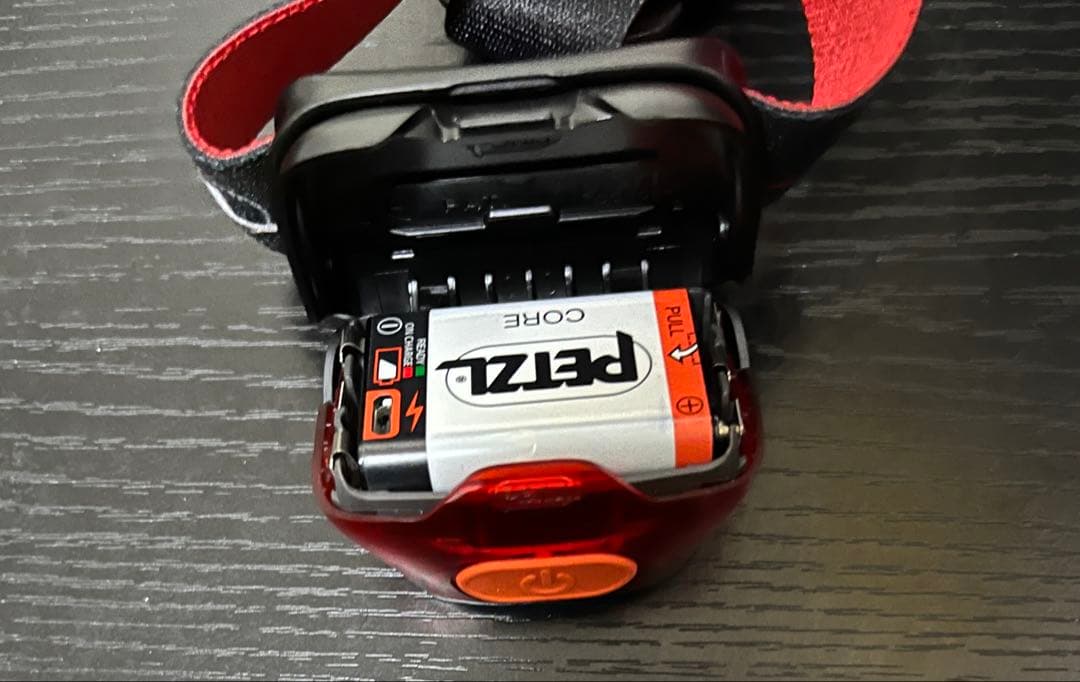 PETZL(ペツル) アクティック コア E099GA レッド バッテリー付属