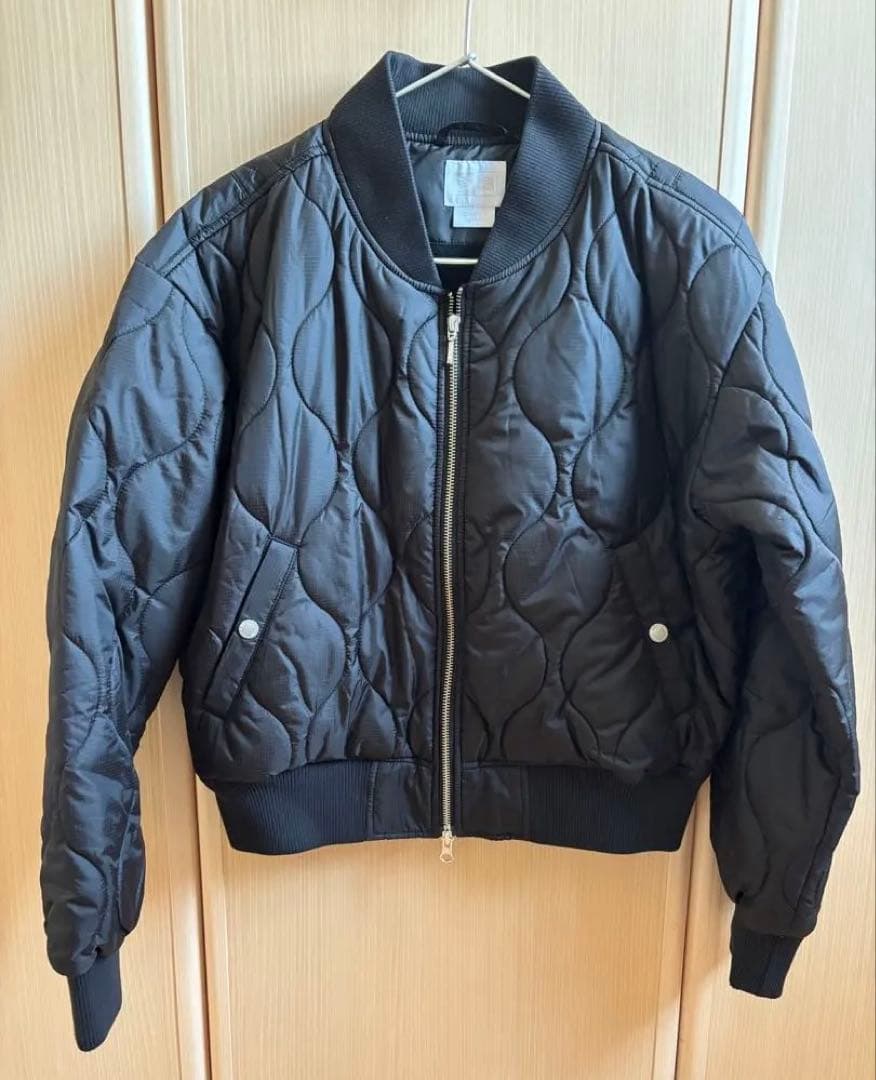 ニューエラ　ゴルフ　ジャケットINSULATED QUILT JACKET