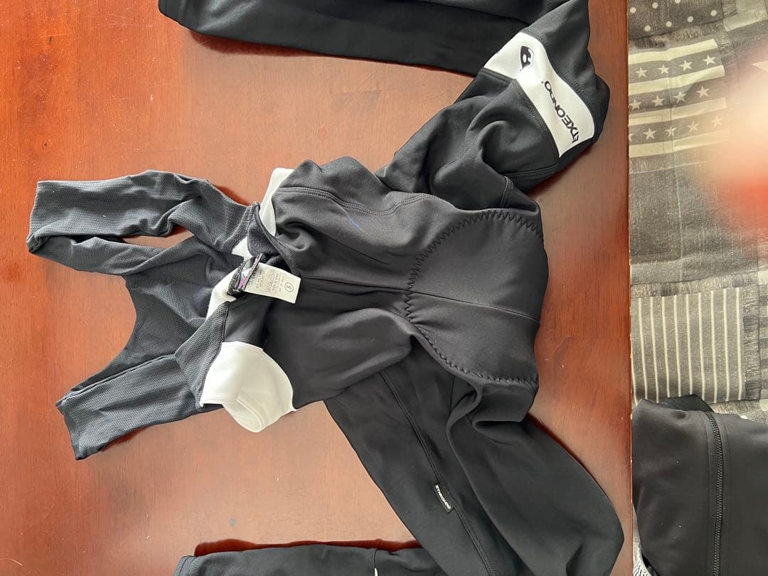 ETXEONDO ウィンドストッパー ブラック サイクルジャケット
