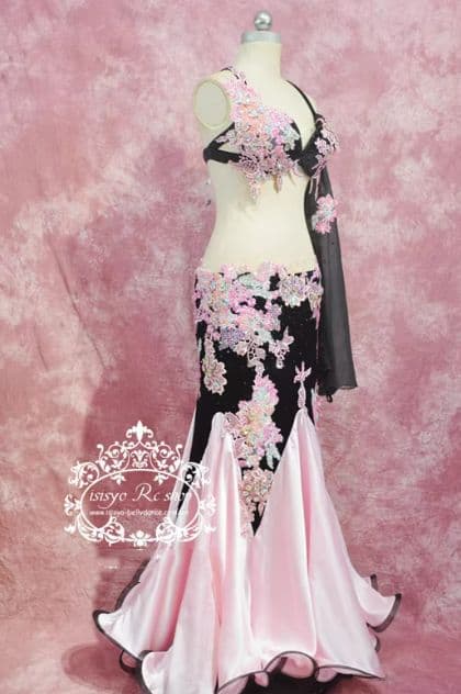 ベリーダンス衣装 ブラスカート セット 花モチーフ ピンク オーダーメイド