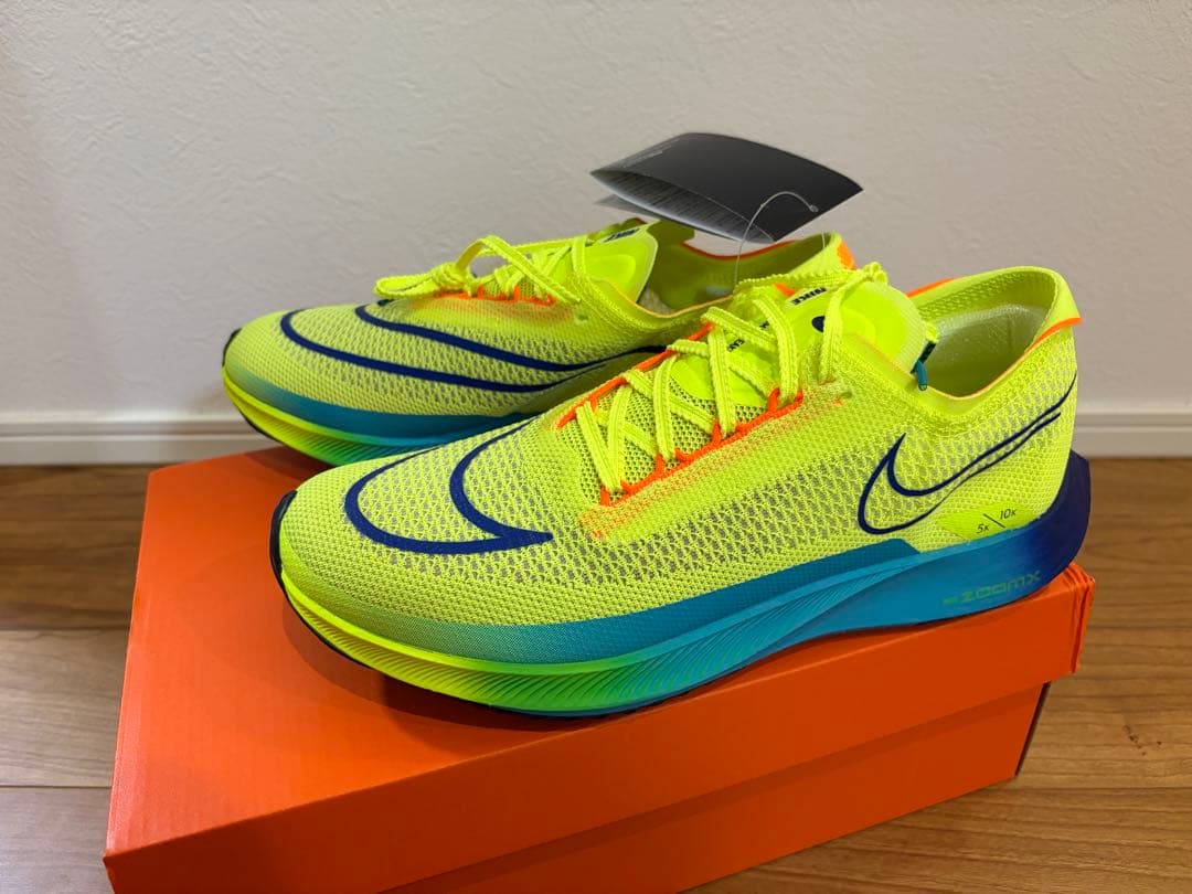 新品未使用 NIKE ZoomX ストリークフライ 26.0 cm