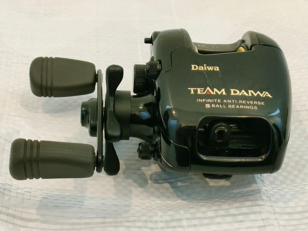 ダイワ　ベイトリール TD1Hi＋スピニングリール ST-500RD 2点セット
