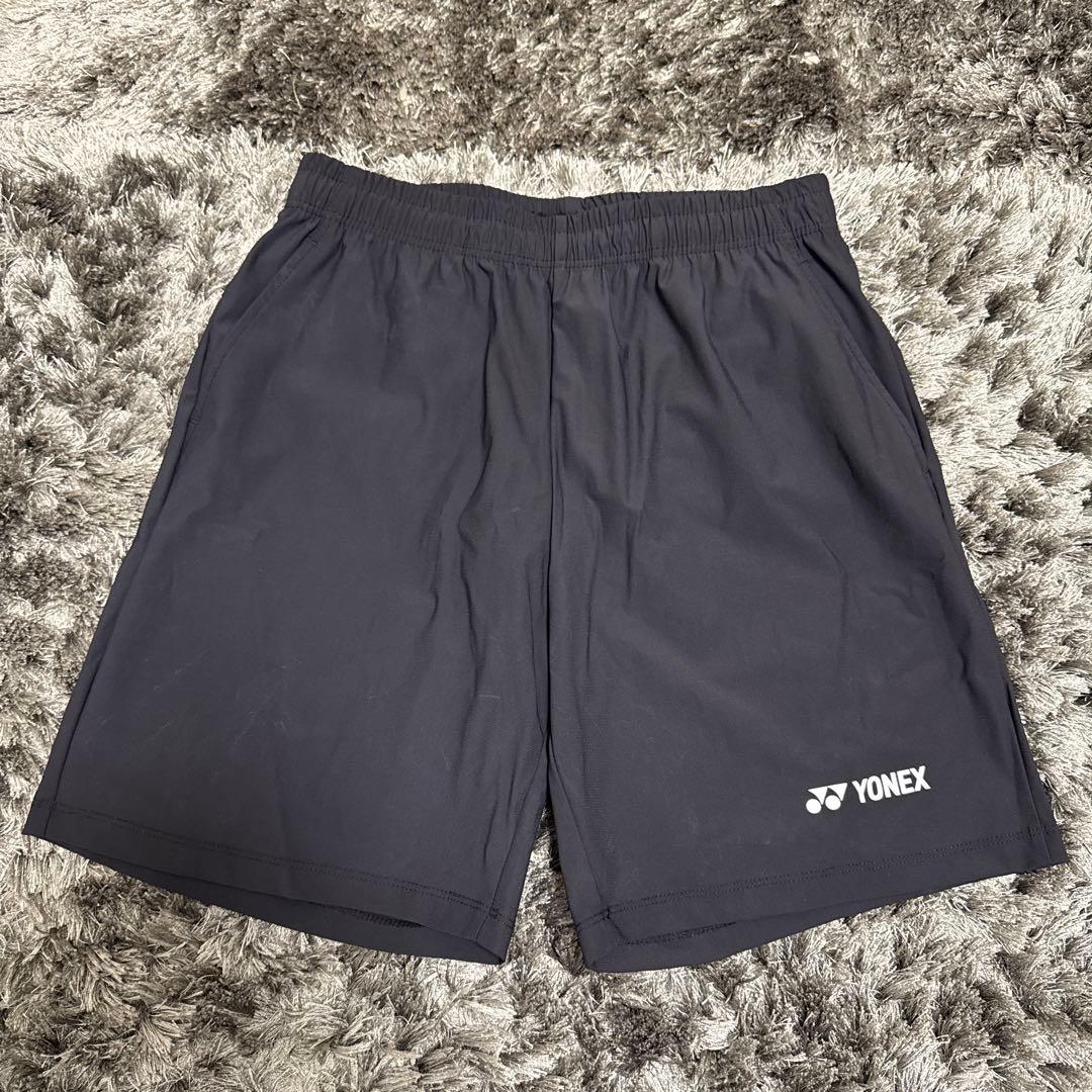 新品未使用 YONEX ハーフパンツ Mサイズ