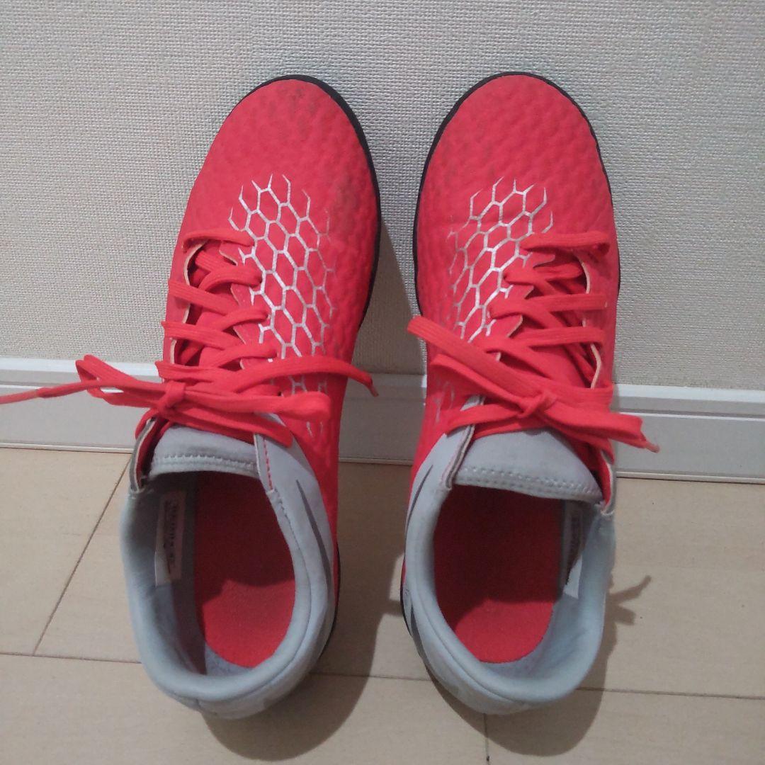 W*o様 Nike サッカーシューズ トレーニング用 レッド/グレー　25.5c
