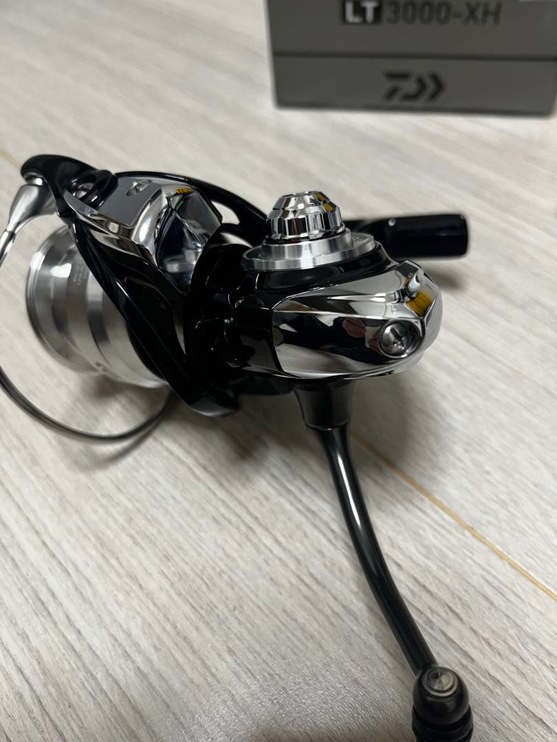 DAIWA 19LEXA LT 3000-XH スピニングリール