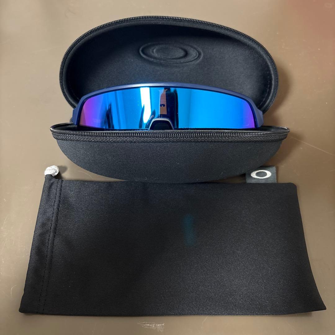 OAKLEY オークリー　サングラス　SUTRO LITE SWEEP