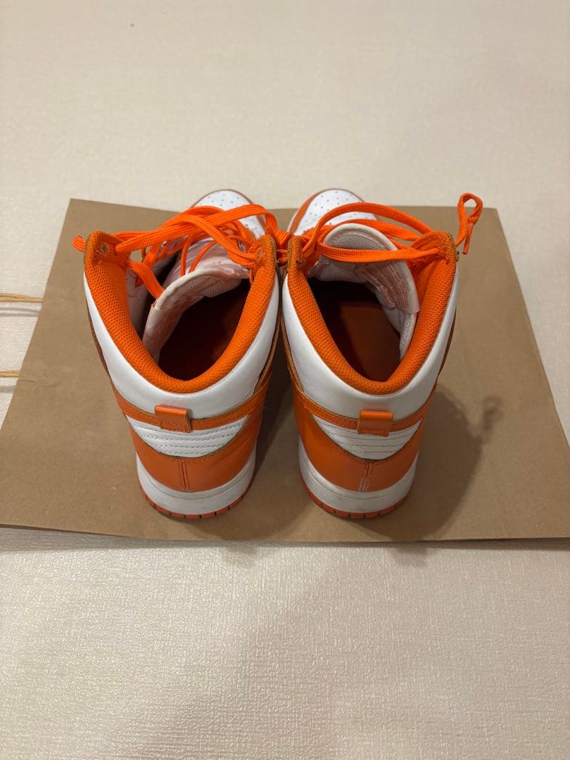 Nike バスケットシューズ ダンクハイ　オレンジブレイズ