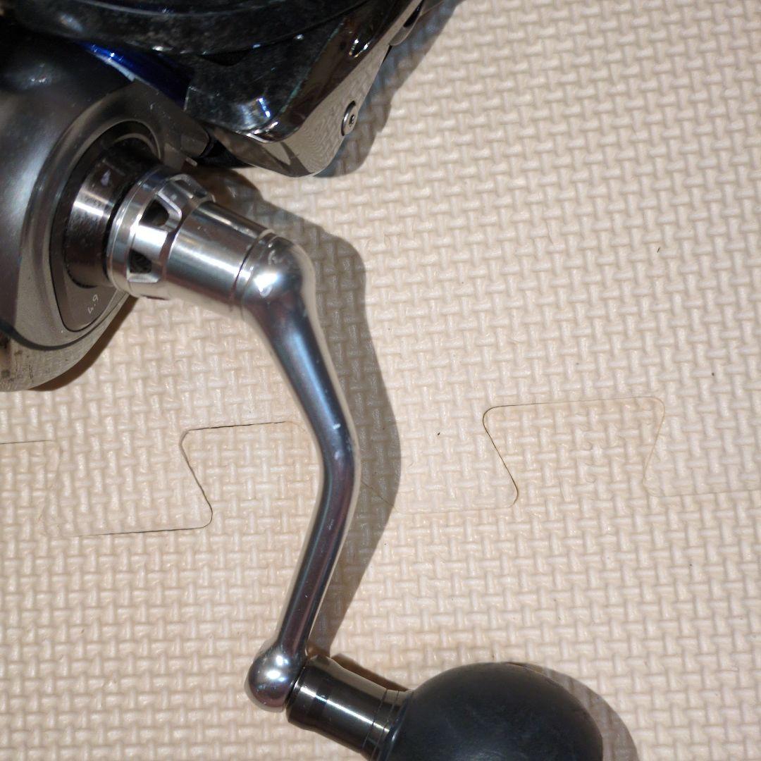 DAIWA 17 SALTIGA BJ4000 スピニングリール