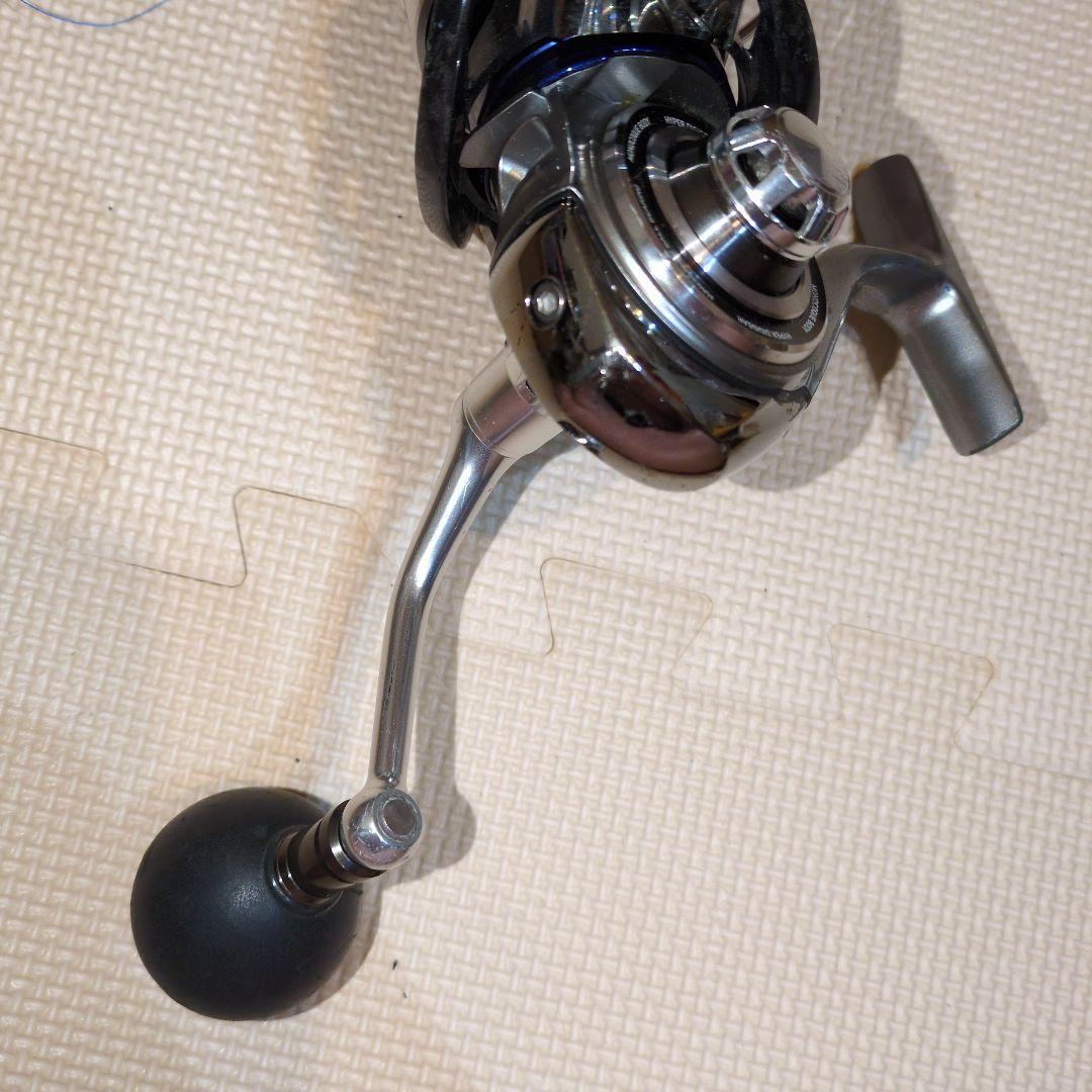 DAIWA 17 SALTIGA BJ4000 スピニングリール