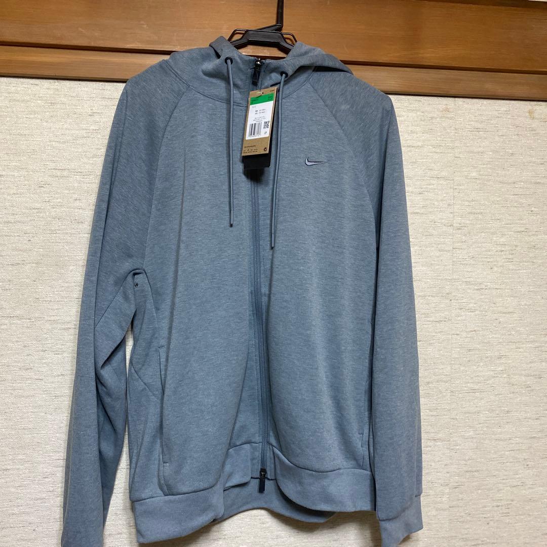 Nike トレーニングウェア　上下セット グレー　X Lサイズ