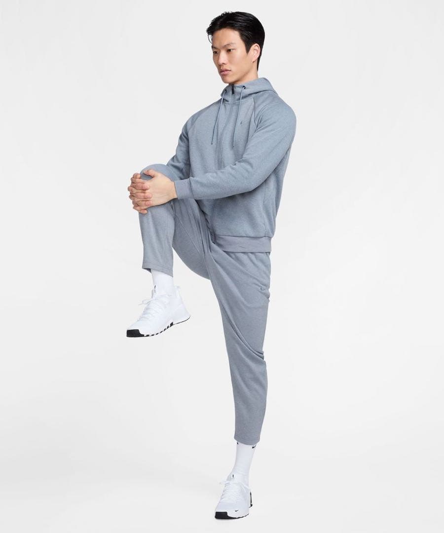 Nike トレーニングウェア　上下セット グレー　X Lサイズ