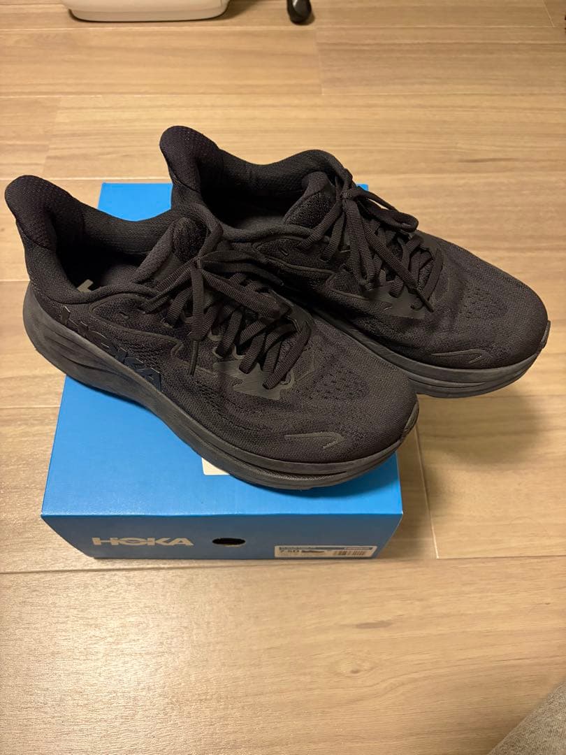 HOKA クリフトン10　25.5㎝