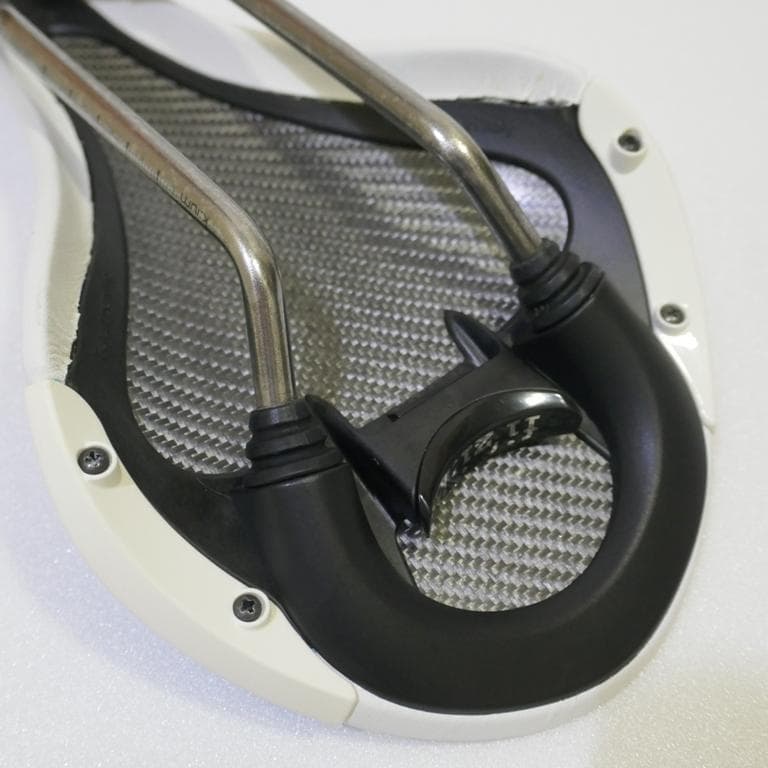 FIZIK サドル ALIANTE R3 TEAM EDITION