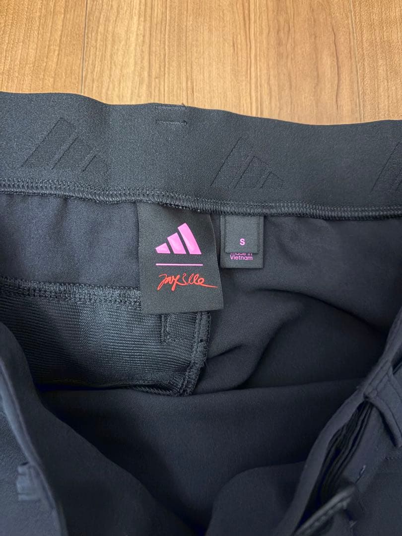 お値下げ【新品未使用タグ付き】adidas レディース ゴルフスカート S