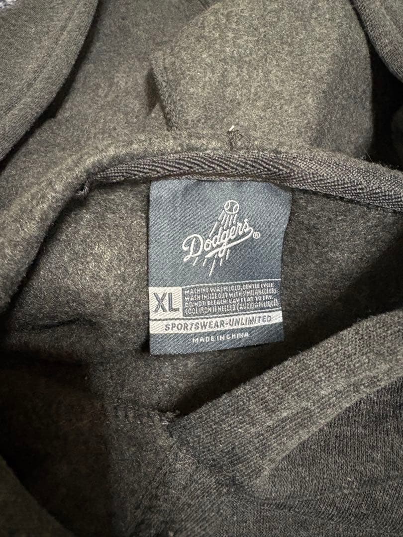 来場者限定品 Dodgers ワールドチャンピオン フード付きスウェット XL
