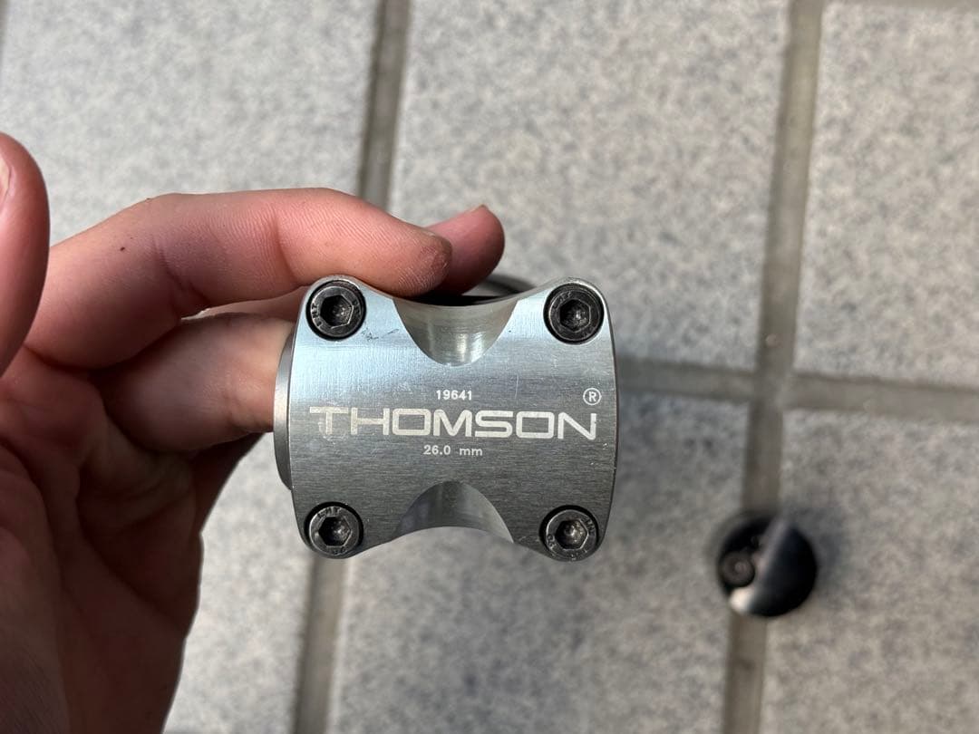 thomson 25.4 120mm 15° ステム