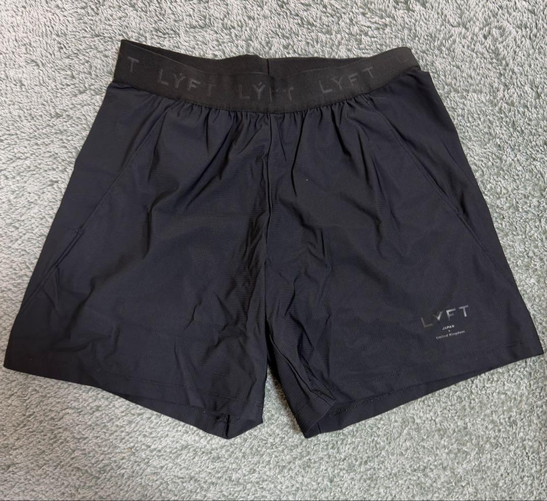 LYFT 黒 タンクトップ & ショートパンツ セット