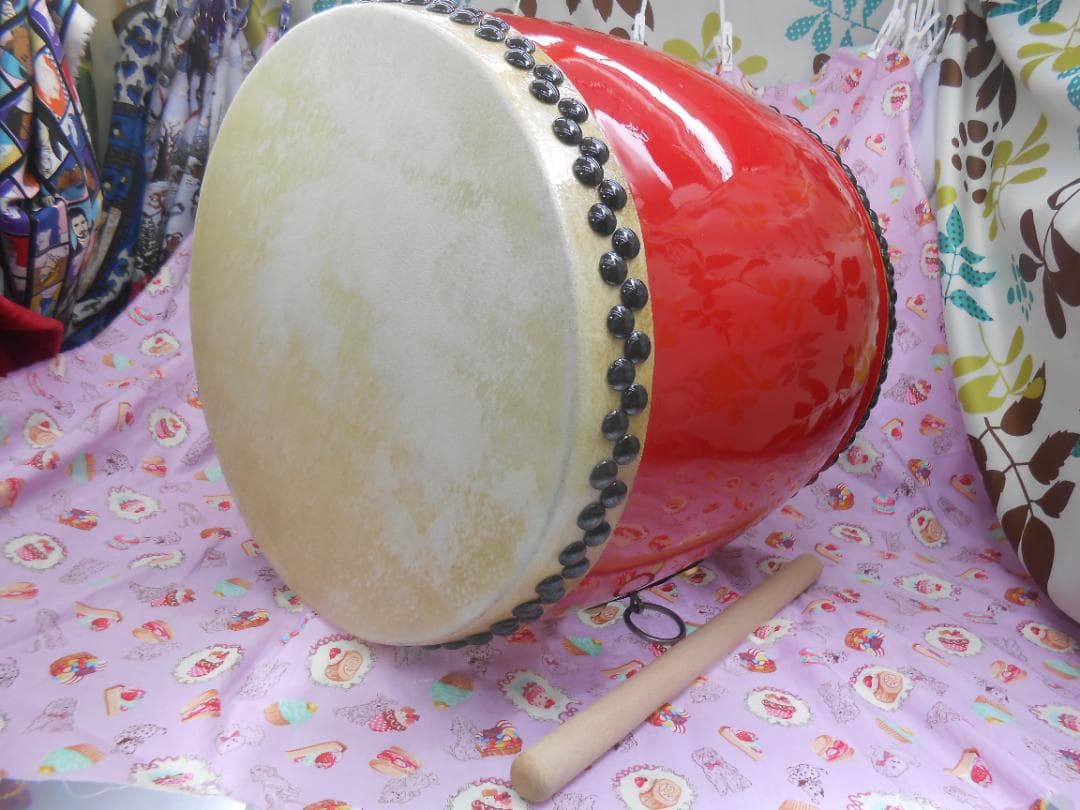 ☆限定新品未使用(送料無料)28.980円　エイサー大太鼓36cm*40cm撥付