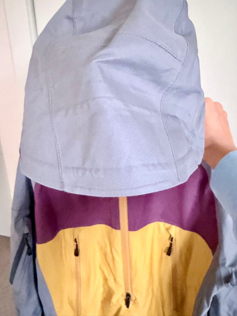 P.RHYTHM OUTERWARE プルオーバージャケット