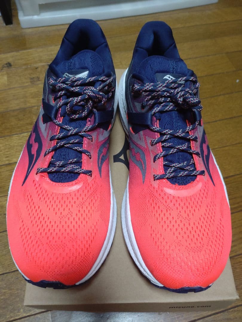 SAUCONY サッカニー TRIUMPH20 トライアンフ20 26.5cm