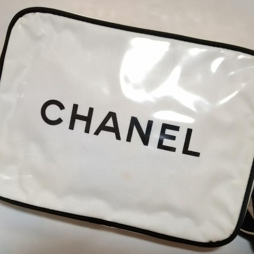 シャネル スポーツタイプ ビニル ポーチ ショルダー CHANEL