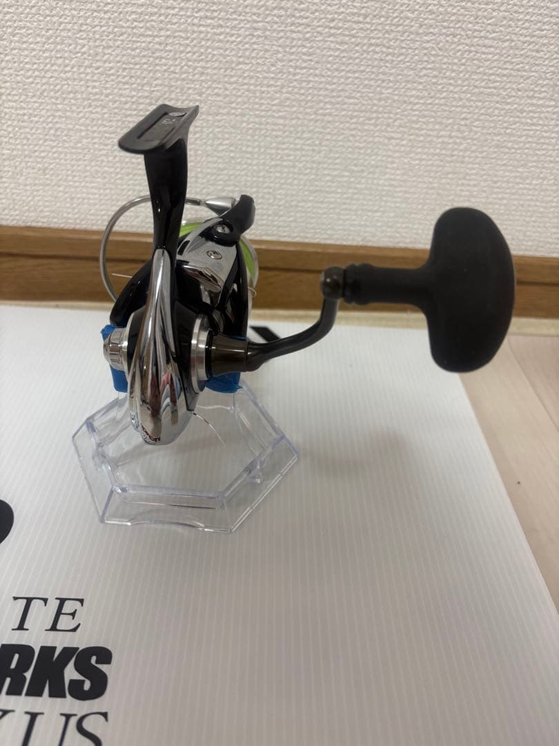 値下げ！！　ダイワ　19レグザ　4000XH スピニングリール