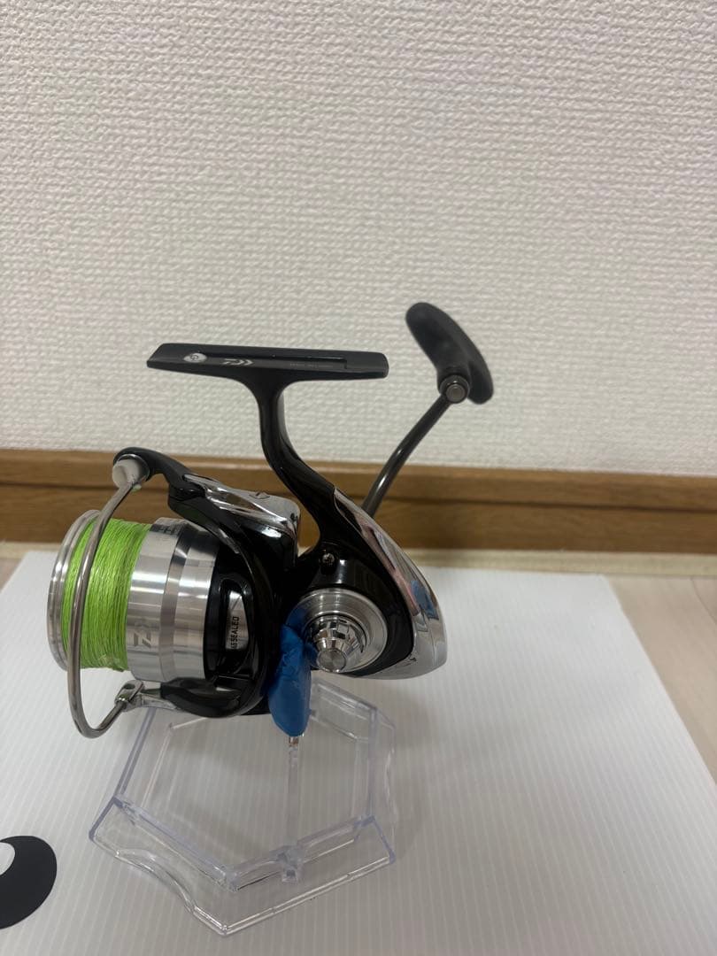 値下げ！！　ダイワ　19レグザ　4000XH スピニングリール