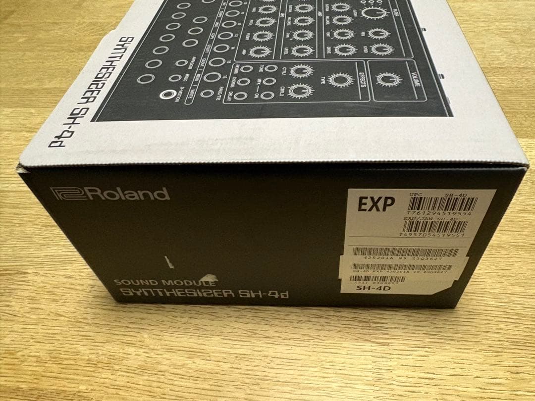 Roland SH-4d シンセサイザー