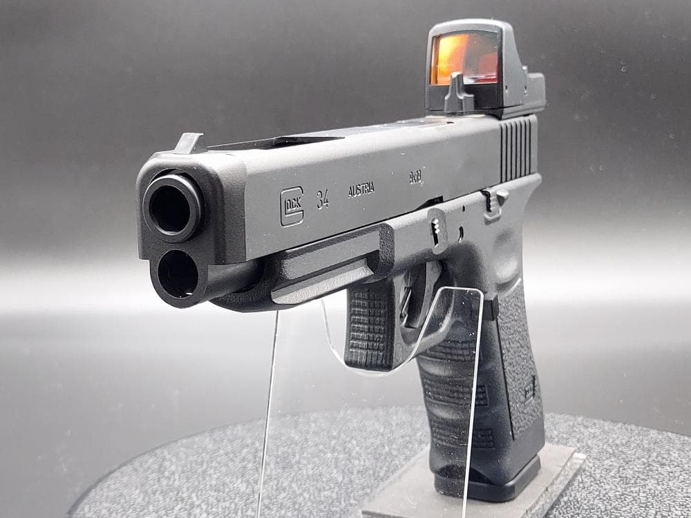 東京マルイ GLOCK34 (ガスブロ）マイクロプロサイト付き 18歳以上！