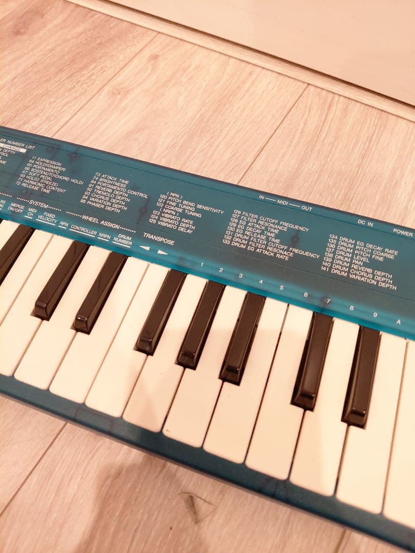 美品 レアカラー YAMAHA CBX-K1 MIDIキーボード クリアブルー