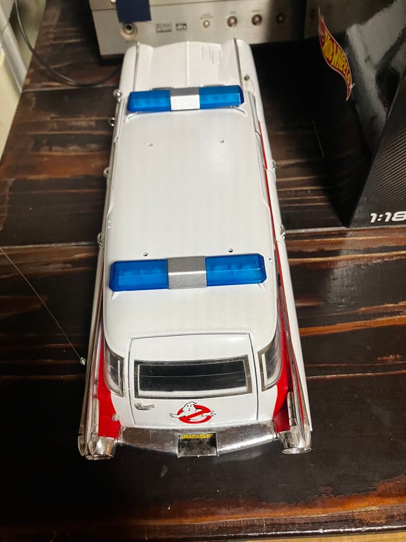 Hot Wheels Ghostbusters Ecto-1 1/18 ジャンク