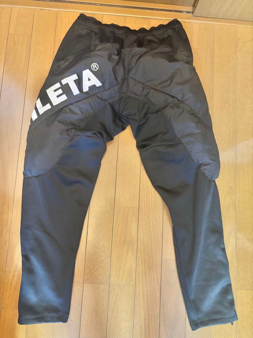 着用2回定価10800円家で洗えるダウンパンツ中綿ジャージアスレタATHLETA