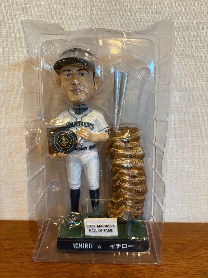 イチロー　ボブルヘッド　マリナーズ殿堂入り　2022年