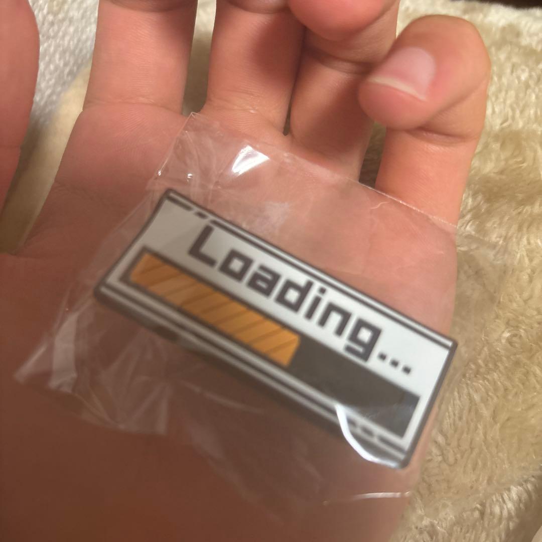 Loading... ピンバッジ ガチャガチャでいつか手に入れた。