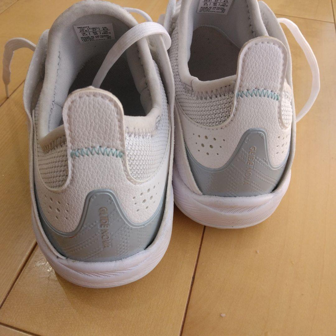 美品　asics バスケットボールシューズ 23センチ