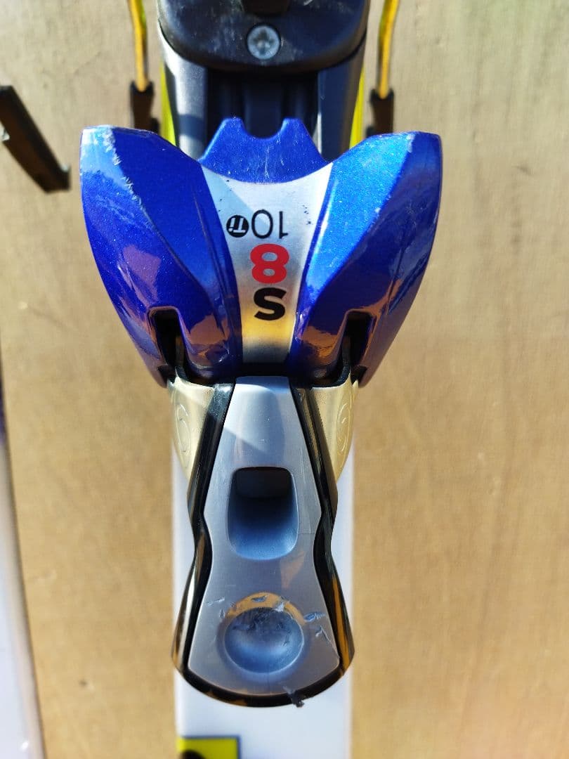 くろやん　サロモン　Salomon Pilot DEMO 8 3V スキー