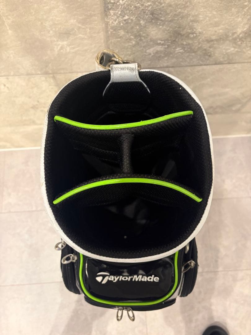 【RBZシリーズセット】TaylorMade RBZ キャディバッグとグローブ